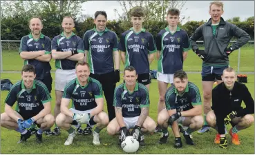  ?? (Pic: P O’Dwyer) ?? O’Donnell’s Bar, Glanworth football panel and management, winners of the Owenie McAuliffe 7s at Glanfest last Saturday evening.