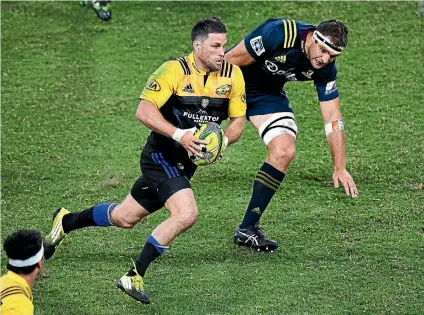  ??  ?? Cory Jane may be nearing the end of his Hurricanes days but his ability to score tries and bewilder opponents remains story. Above right, he celebrates the maiden Super Rugby title with TJ Perenara and Julian Savea.