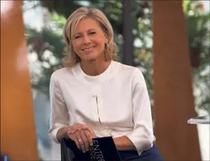  ??  ?? Claire Chazal : « Sur TF1, il y avait plusieurs millions de personnes qui me regardaien­t dans l’exercice du JT. Par fidélité, certains m’ont peutêtre suivie. »