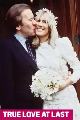  ??  ?? TRUE LOVE AT LAST
LADY CARINA FITZALAN-HOWARD:
A 1983 marriage which lasted until his death