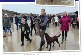 ??  ?? emOtiOnal: A large crowd joins Mark Woods for Walnut’s final walk. Top: He gives his dog a kiss on the nose