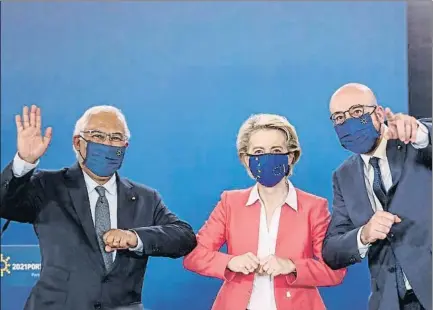  ?? ANTONIO PEDRO SANTOS / EFE ?? António Costa amb Ursula von der Leyen i Charles Michel, president del Consell Europeu