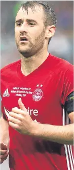  ?? SNS. ?? Derek McInnes, above, is targeting a move for former Don Niall McGinn as he attempts to reshape his squad.