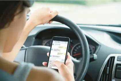  ?? ANDREY POPOV/ISTOCK ?? Do drivers not turn right on red because they’re being careful ... or because they’re busy texting?