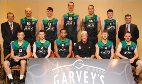  ??  ?? Garvey’s SuperValu Tralee who are the main sponsore of Garvey’s Tralee Warriors for 2017/18 season. Front l-r: Patrick McCarthy,Gary Murphy,Trae Pembentyon,Darragh O’Hanlon and Cathal O’Sullivan. Back l-r: Kevin McCarthy (Garvey’s SuperValu) Kieran...