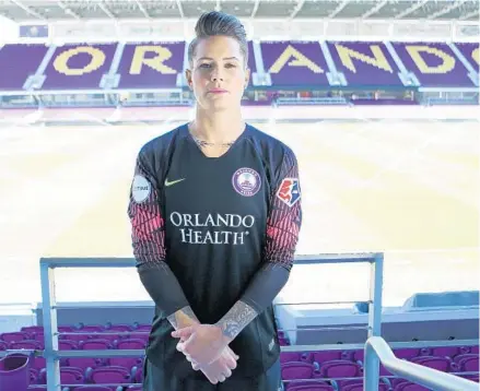  ?? RICH POPE/STAFF PHOTOGRAPH­ER ?? Orlando Pride goalkeeper and team captain Ashlyn Harris said the championsh­ip expectatio­ns have created positive energy rather than stress.