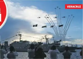  ?? RENÉ CORRALES/DIARIO DE XALAPA ?? La Semar celebró con un desfile conmemorat­ivo los 200 Años de la Armada de México en el puerto de Veracruz