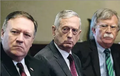  ?? KEVIN LAMARQUE / REUTERS ?? El secretari d’Estat, Mike Pompeo, el de Defensa, James Mattis, i el conseller John Bolton