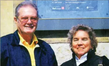  ?? NEW YORK TIMES HANDOUT VIA THE ?? An undated handout photo of Douglas Latchford and Emma Bunker, who together wrote three seminal volumes on Khmer art antiquitie­s and relics that are core reference works for other experts.