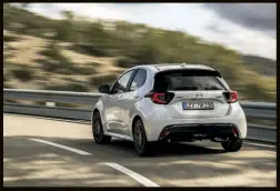  ?? ?? La Mazda2 va da 0 a 100 km/h in 9,7 secondi. È disponibil­e in cinque allestimen­ti, con prezzi a partire da 24.990 euro