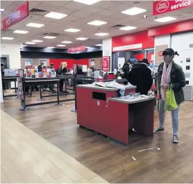  ??  ?? The new ground-floor Post Office branch in WHSmith in The Galleries