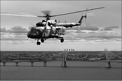  ??  ?? Het ging om een transporth­elikopter van het type Mi-8. (Foto: HLN)