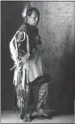  ?? JOHN RUNNING — CONTRIBUTE­D ?? R. Carlos Nakai in traditiona­l Native American dress.