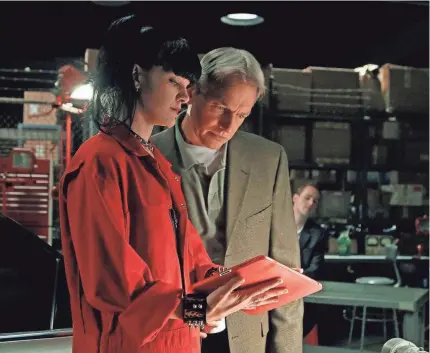  ?? SONJA FLEMMING/CBS; BELOW BY DAN MACMEDAN/USA TODAY ?? Abby (Pauley Perrette) and her boss, Gibbs (Mark Harmon), are two of the remaining original cast members of “NCIS.”