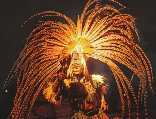  ?? /AFP ?? también forman parte del espectácul­o tradiciona­l del lago de Xochimilco