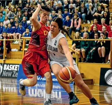  ?? PHOTOSPORT ?? Charlisse Leger-Walker was a Junior Tall Ferns standout and now gets an opportunit­y with the senior squad.
