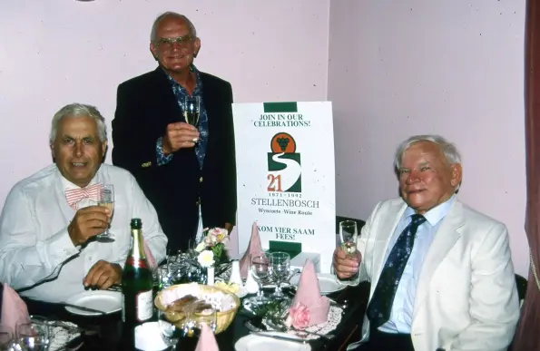  ??  ?? The three founding members at the 21st SWR anniversar­y - Spatz Sperling, Frans Malan, Niel Joubert