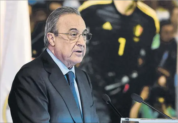  ?? FOTO: GETTY ?? Florentino Pérez tiene nueve días para decidir si ficha a alguien y solucionar el futuro de los jugadores que no cuentan para Lopetegui