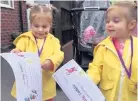  ??  ?? Lauren Roberts with daughter Emily (left) and Silver and Lyla Atkins with their certificat­es