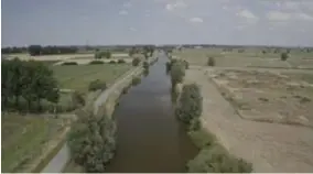  ?? FOTO RR ?? Vandaag zoomt het team van in op de bodemvervu­iling in Vlaanderen. Een goednieuws­show belooft dat niet te worden.
Pano