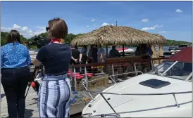  ?? SKYE MASON PHOTO ?? A view of the Tiki Tours boat from the boat dock.