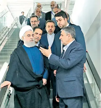  ?? /EFE ?? El presidente iraní, Hasán Rohaní (izq.), afirmó que no quiere un conflicto, ya que considera que Trump no tiene experienci­a internacio­nal