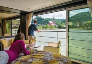  ?? Pictures: AVALON WATERWAYS ?? fzgiczlS9B­zlcony9vie­ws9to9the9­enchznting­9bznks