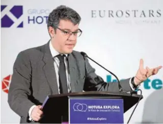  ?? EFE ?? Álvaro Nadal, durante su intervenci­ón ayer en el foro Hotusa