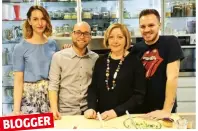  ??  ?? CHE SQUADRA Il direttore del giornale Laura Maragliano (al centro) tra i blogger Aurora, Giovanni e Manuel. A sinistra, la copertina del primo numero. Sotto, tre ricette per la Pasqua.