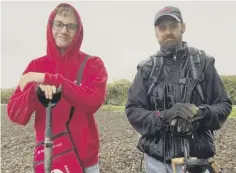  ??  ?? 0 Detectoris­t Reece Pickering with his father Jonny Cowe