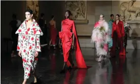  ?? Photograph: Giovanni Giannoni/WWD/Getty Images ?? Models and marbles: the Erdem show at the British Museum.