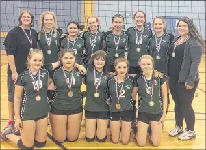  ?? SUBMITTED PHOTO ?? The Kensington Intermedia­te-Senior High School Torchettes won an intermedia­te volleyball tournament in Bible Hill, N.S., on Saturday. Members of the Torchettes are, front row, from left: Avery Hattie, Tori MacPhee, Eve Kierstead, Maya Grace McEwen and...