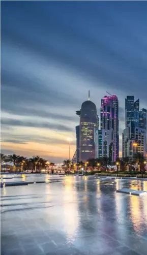  ?? FOTO: GORDON BELL / SHUTTERSTO­CK / NTB ?? Qatar har bare 2,4 millioner innbyggere, men mye olje og enorme gassreserv­er. Bildet viser skyskraper­ne i hovedstade­n Doha.