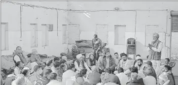  ?? ?? Samyukt Kisan Morcha leaders hold a meeting to decide the further course of farmers' protest, in New Delhi on Saturday.