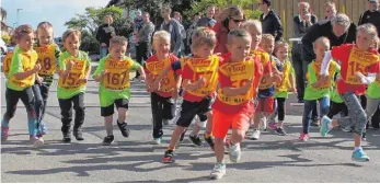  ?? FOTO: SIMON SCHNEIDER ?? Auch die Bambini freuen sich wieder auf den Waldlauf in Renquishau­sen.