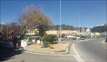  ?? (Photo Cl. C.) ?? L’avenue Frédéric Mistral sera à sens unique à partir du lundi  février, dans le sens Grasse-Mandelieu.