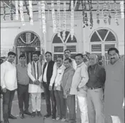  ?? HT PHOTO ?? Ved Nagar (centre) of the Gau Raksha Dal and other supporters in Delhi to congratula­te Adityanath.