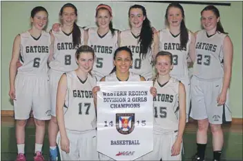  ?? - John DeCoste, www.kingscount­ynews.ca ?? Tired but happy, the Central Kings Gators senior girls’ basketball team poses with the regional banner after repeating as Western Region D-2 girls’ champions with a 63-53 win over Avon View Feb. 21 in Cambridge. From left, in front, are Jennie Laffin,...