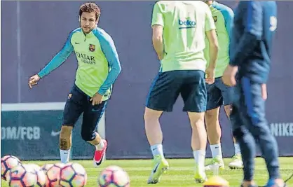  ?? MANÉ ESPINOSA ?? Neymar, durante la sesión preparator­ia de ayer en la ciudad deportiva