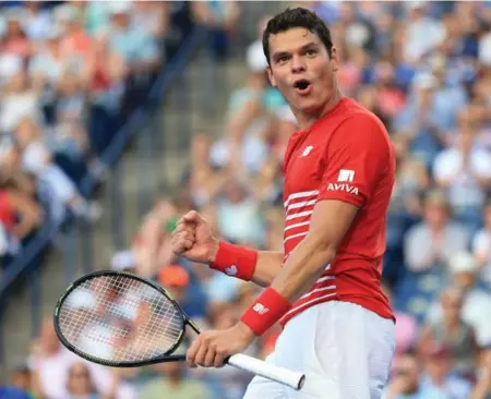  ?? RENE JOHNSTON/TORONTO STAR ?? Canadian Milos Raonic is quite happy with his two-set 6-3, 6-3 victory over Yen-Hsun Lu of Taipei at the Rogers Cup on Wednesday evening.
