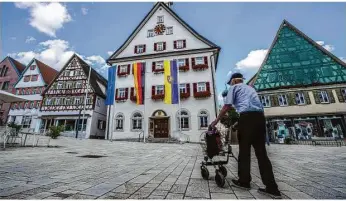 ?? Foto: Rudi Penk ?? Als Ausschuss des Gemeindera­tes wird der Stadtsenio­renrat in städtische Vorhaben einbezogen, die ältere Menschen betreffen – etwa bei der Sanierung des Rathauspla­tzes.