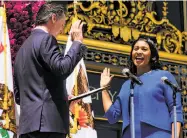  ?? Gabrielle Lurie / The Chronicle ?? Breed takes the oath of office as she is sworn in by former mayor and current Lt. Gov. Gavin Newsom.