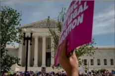 ?? The New York Times ?? Abortion-rights activists gathered in May for a rally outside the Supreme Court in Washington.