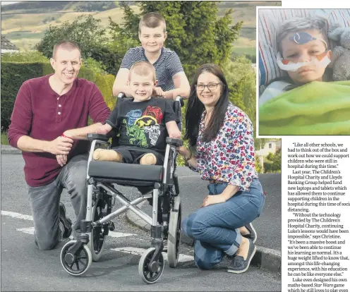  ?? MAIN PICTURE: TONY JOHNSON ?? FIGHTING BACK: Luke Mortimer with parents Christine and Adam and older brother Harry. Top right: Luke in hospital.