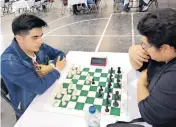  ?? JOSÉ RIVEROS ?? Duelo entre Toño García y el maestro Fide Luis German Salazar