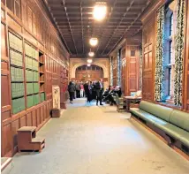  ??  ?? Empty words An almost deserted division lobby as MPS vote on Sarah Wollaston’s amendment to hold a second referendum. It was defeated by 334 votes to 85.