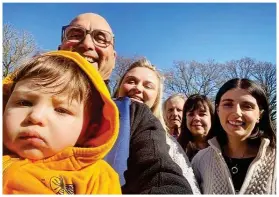  ??  ?? Home front: Sid, Gregg, daughter Libby, Max, Rina and Anna