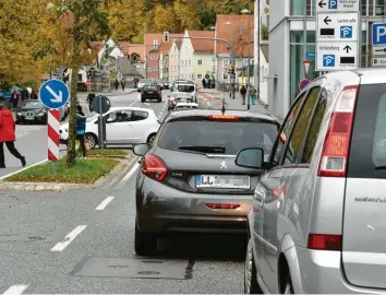  ?? Fotos: T. Jordan (2), J. Leitenstor­fer ?? Was ist unter einem schlüssige­n Verkehrsko­nzept zu verstehen? Zu dieser Frage haben die Initiatore­n des Bürgerbege­hrens jetzt ein Interview, das Mathias Neuner 2012 als Oberbürger­meisterkan­didat gab, hervorgekr­amt.