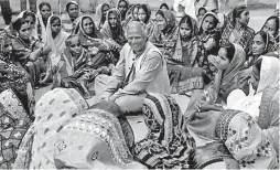  ??  ?? Nobel laureate Muhammad Yunus, the founder of Grameen Bank, which is generally considered the first modern microcredi­t institutio­n.