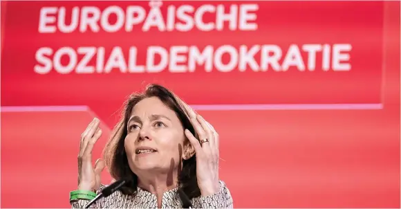  ?? Foto: Christoph Soeder/dpa ?? ‚‚ Katarina Barley Anfang Mai beim Demokratie­kongress von SPD und der Sozialdemo­kratischen Partei Europas (SPE).